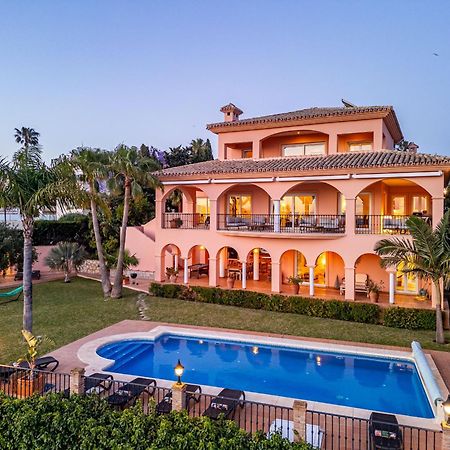 Beachside Villa With Panoramic Sea Views Бенальмадена Экстерьер фото